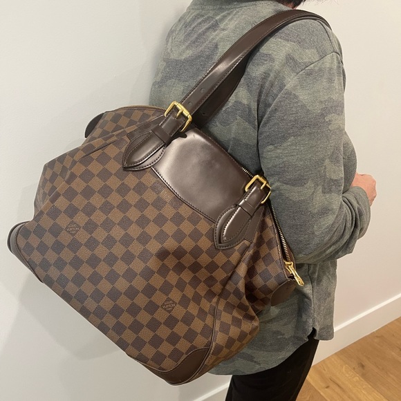 Louis Vuitton bag - Picture 1 of 6